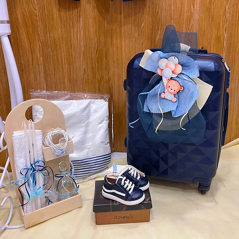 Ολοκληρωμένο πακέτο βάπτισης Guy Laroche “Baby Boss” 325€ - Image 3