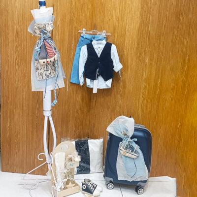 Ολοκληρωμένο πακέτο βάπτισης Guy Laroche “ναυτικό” 250€