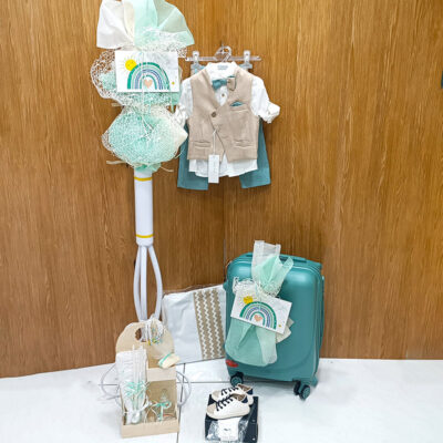 Ολοκληρωμένο πακέτο βάπτισης Guy Laroche “ουράνιο τόξο” 280€